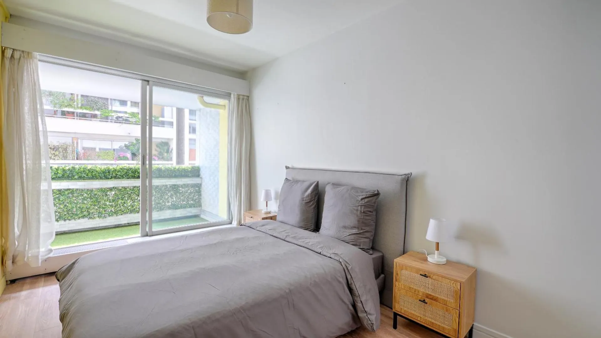 Saint Dominique - Perfect Location - Eiffel Tower Apartment Paris 0*,  France
